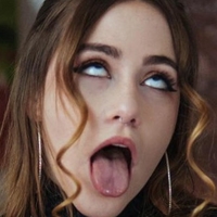 Miahandley Desnuda