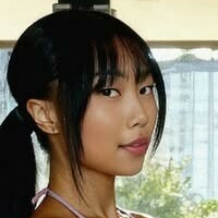 Miki Izumi Desnuda