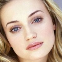 Monica Keena Desnuda