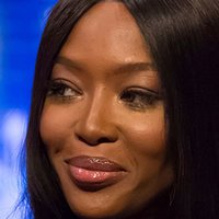 Naomi Campbell Desnuda