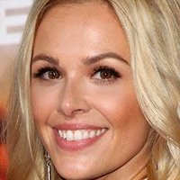 Natalie Hall Desnuda