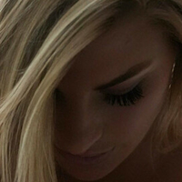 NeedyNovember Desnuda