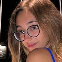 Regina.a Desnuda
