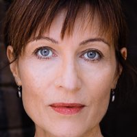Rhondda Findleton Desnuda