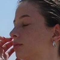 Rona Y Desnuda
