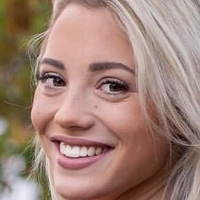 Salome Thürigen Desnuda
