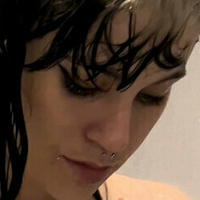 Skye Wilson Desnuda
