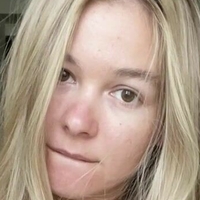 Stefani Kaleesy Desnuda