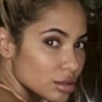 Stephanie Santiago Desnuda