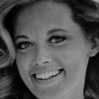 Sue Longhurst Desnuda