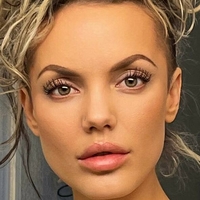 Thea Ulrich Desnuda