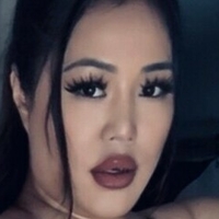 theeskyli Desnuda