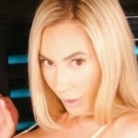 thelauraskyeofficial Desnuda