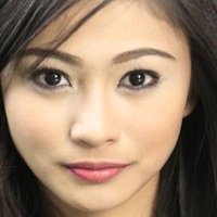 Tricia Yen Desnuda