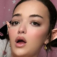 Tswinnie Desnuda