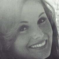 Victoria Vetri Desnuda