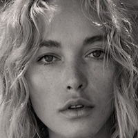 Viktoria Yarova Desnuda