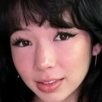 Violetkiriko Desnuda