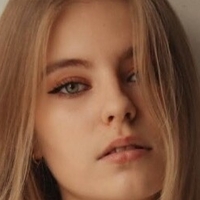 Yana Zhytkevych Desnuda