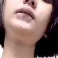 yona.z Desnuda