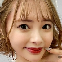 Yuna Ogura Desnuda