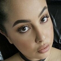 Zina Hadid Desnuda